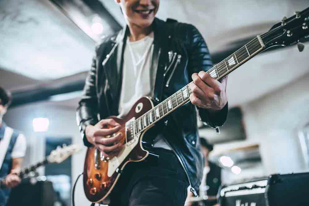 Electric Guitar Lessons in Minneapolis and St. Paul